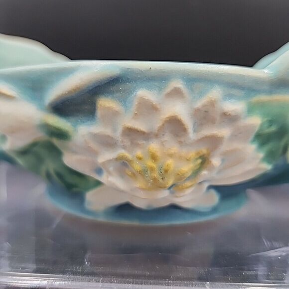 Roseville Pottery Water Lily Handled Planter 439-6 8.5" x 2.25" - Picture 3 of 9